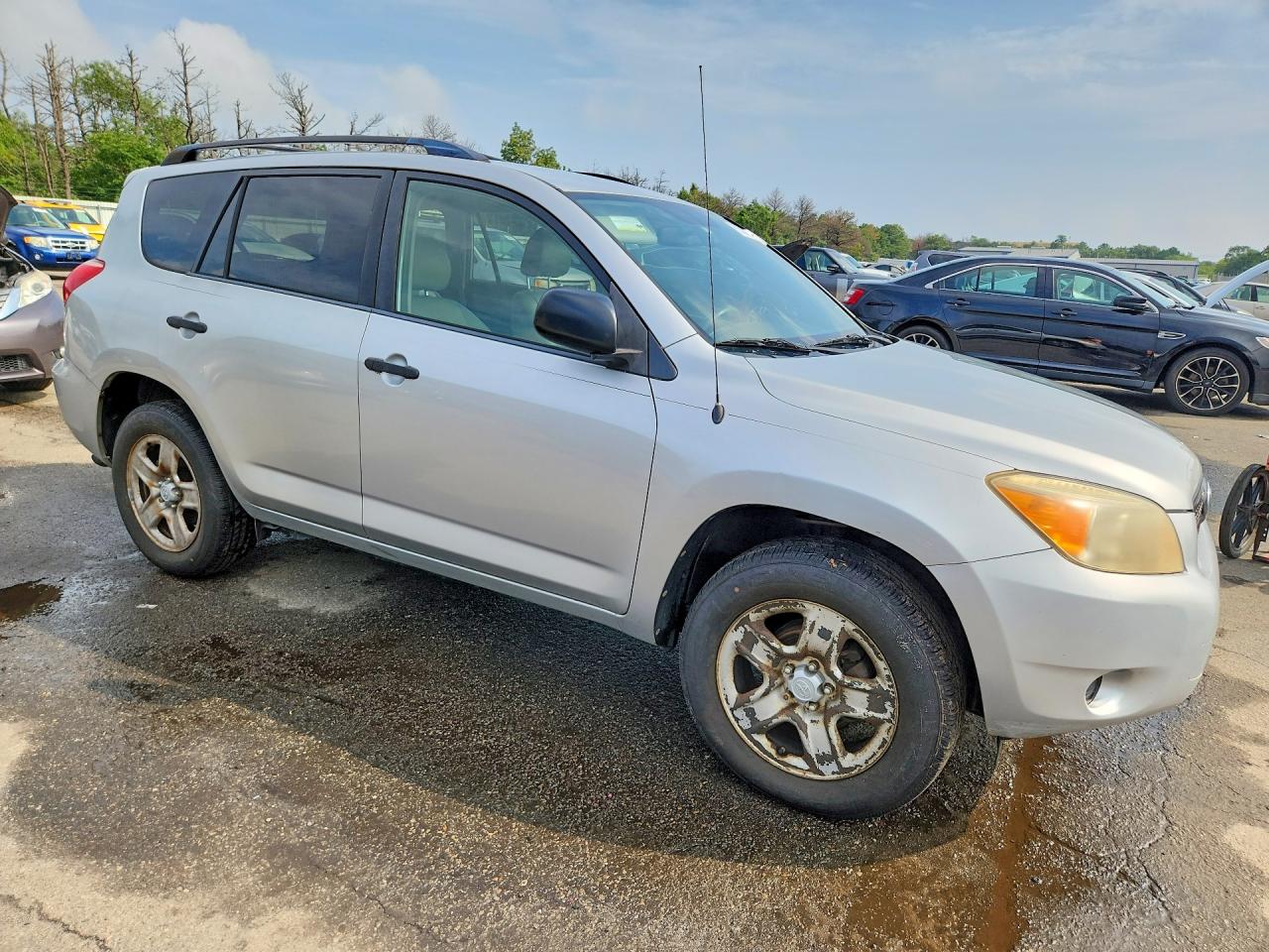 2007 Toyota Rav4 Base Silver vin: JTMBD33V576029975