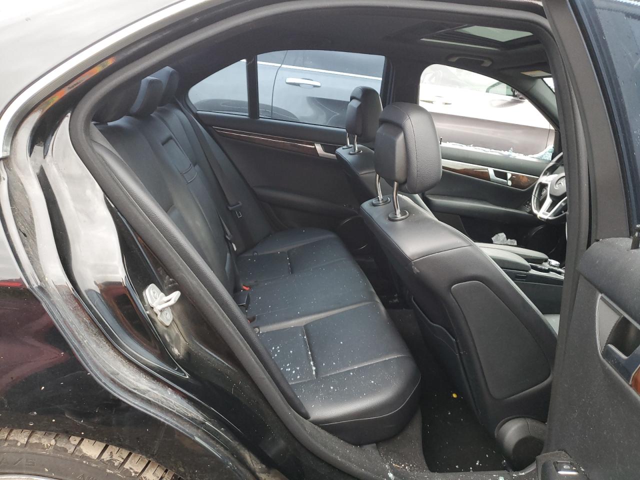 2013 Mercedes-benz C 300 4matic Black vin: WDDGF8AB9DR250808