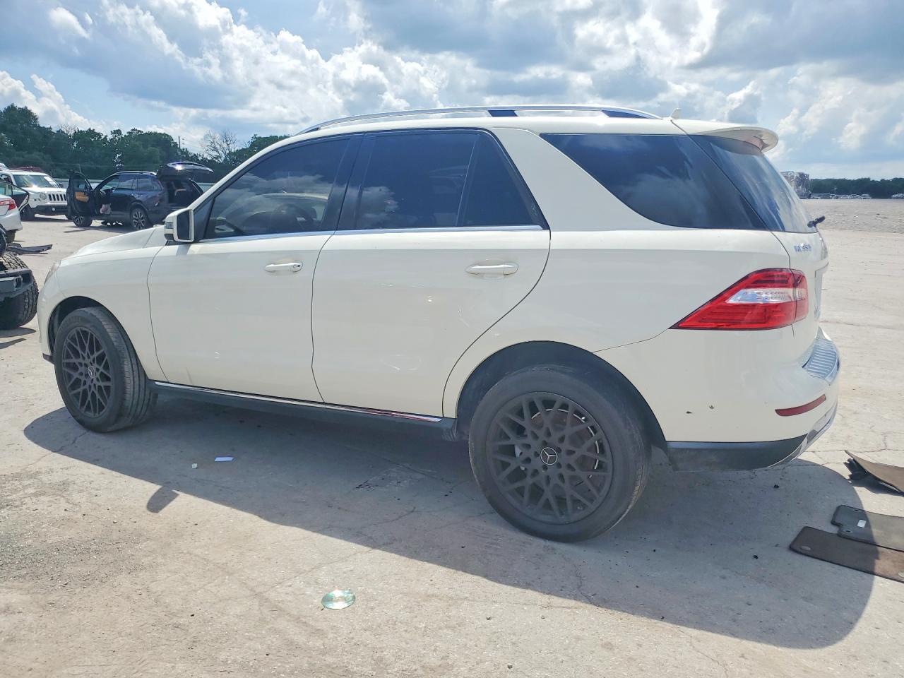 2013 Mercedes-benz Ml 350 Bluetec White vin: 4JGDA2EB9DA159969