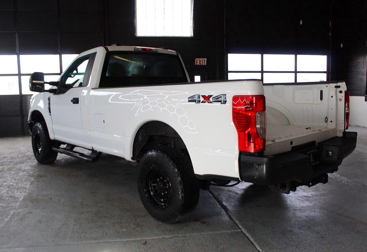 2020 Ford F250 Super Duty White vin: 1FTBF2BN1LEE09496