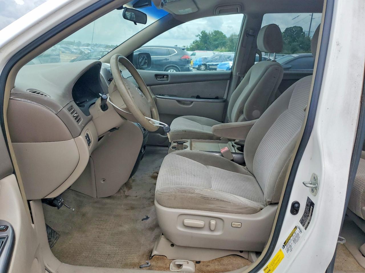 2006 Toyota Sienna Le 7 Passenger White vin: 5TDZA23C76S415067