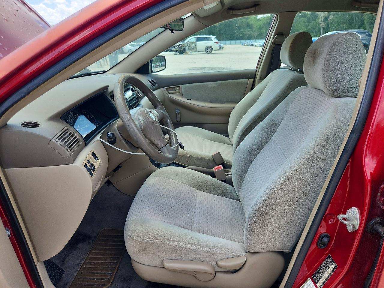 2005 Toyota Corolla Ce Red vin: 2T1BR32E65C455537
