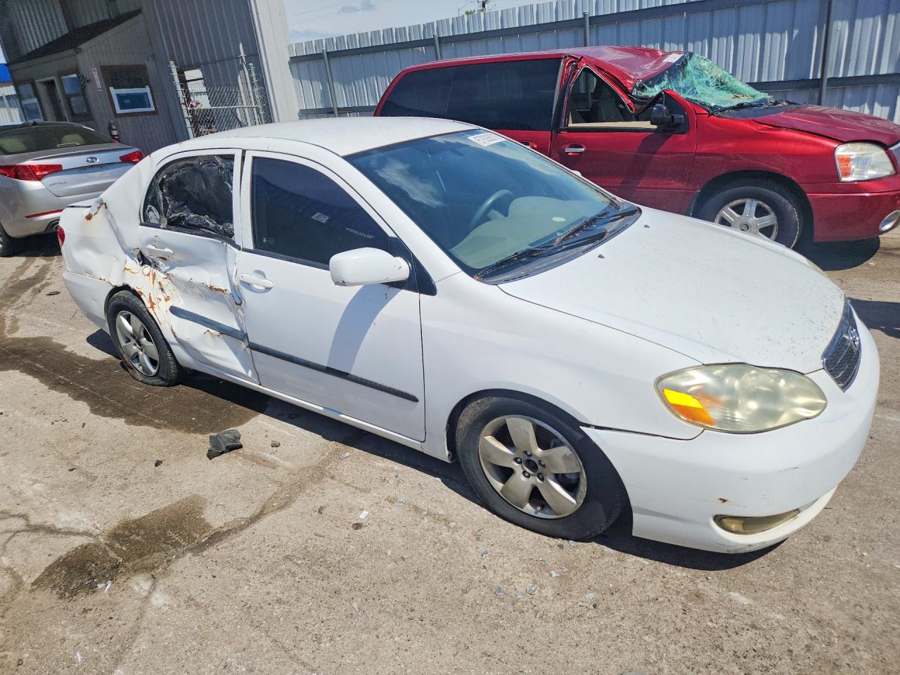 2005 Toyota Corolla Ce White vin: 1NXBR32E55Z482212