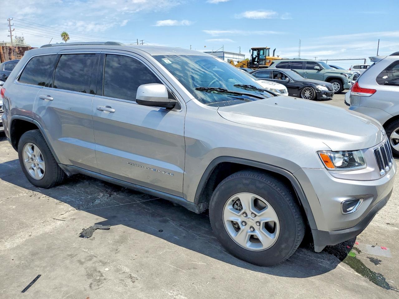 2014 Jeep Grand Cherokee Laredo Silver vin: 1C4RJEAG9EC217243