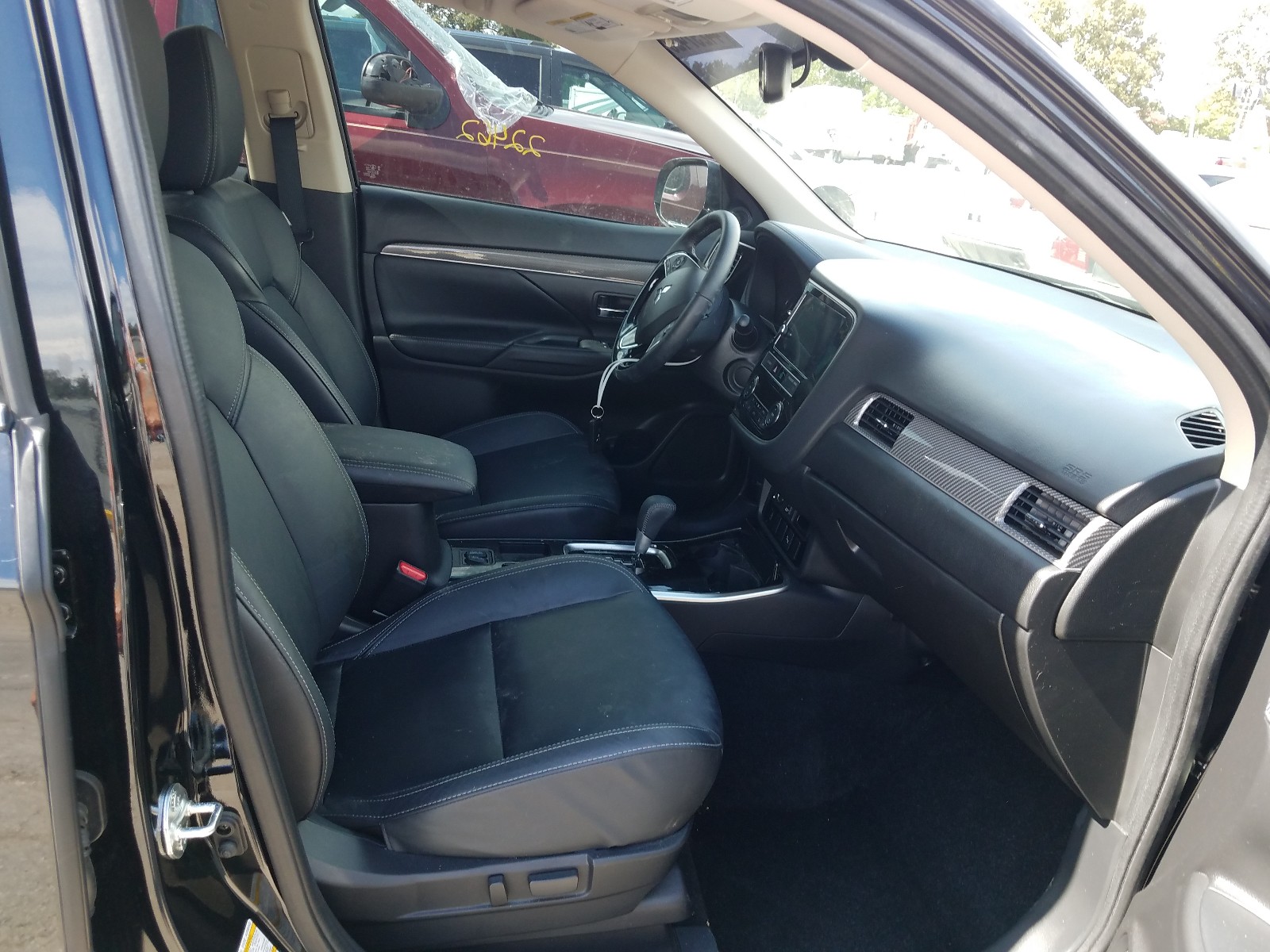 2019 Mitsubishi Outlander Se Черный vin: JA4AD3A35KZ017808