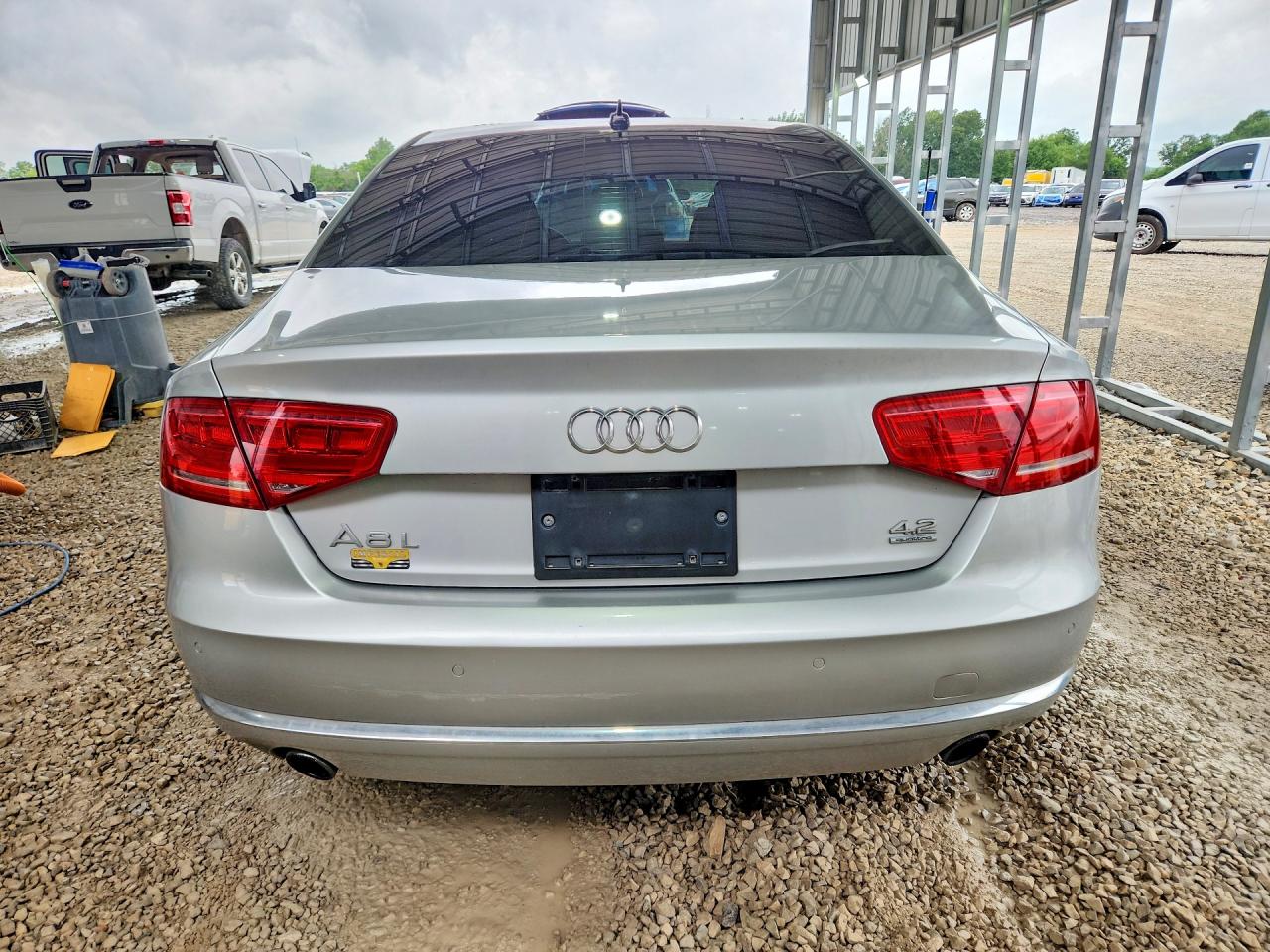 2011 Audi A8 L Quattro Silver vin: WAURVAFDXBN005699