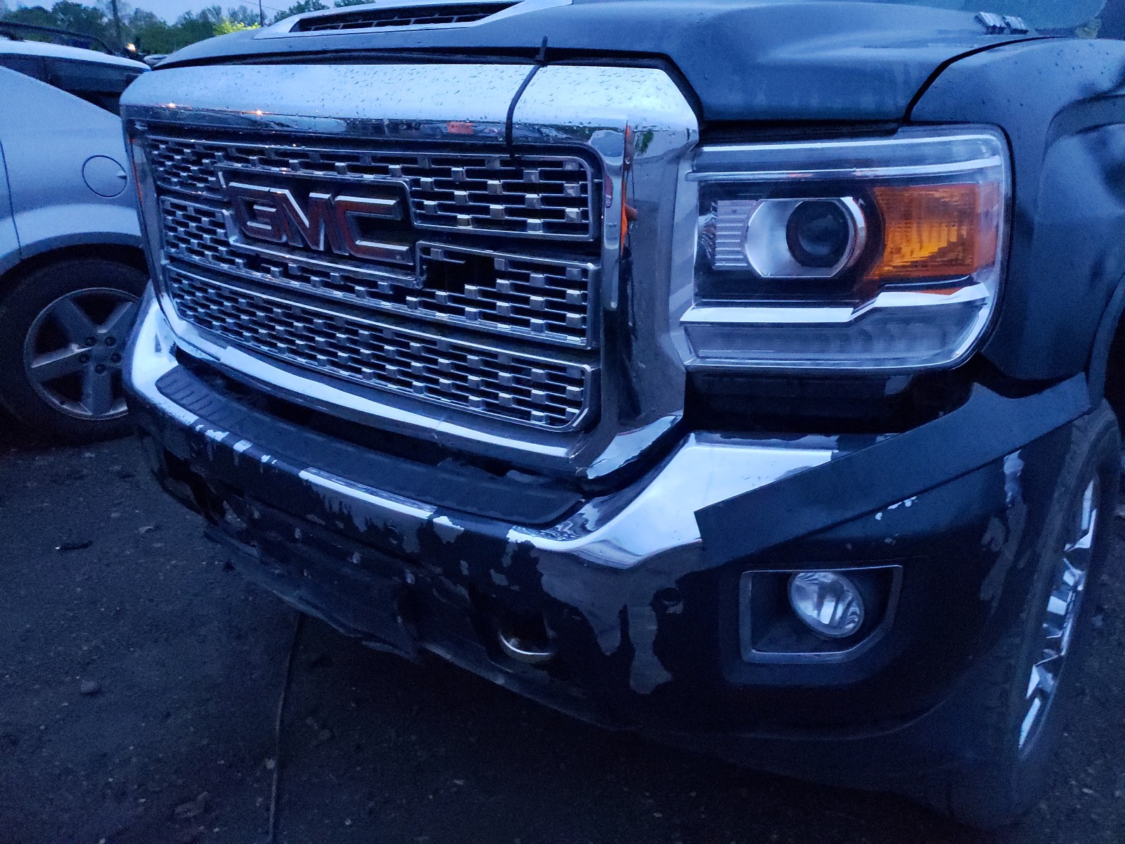 2018 Gmc Sierra K2500 Denali Зеленый vin: 1GT12UEY0JF112347