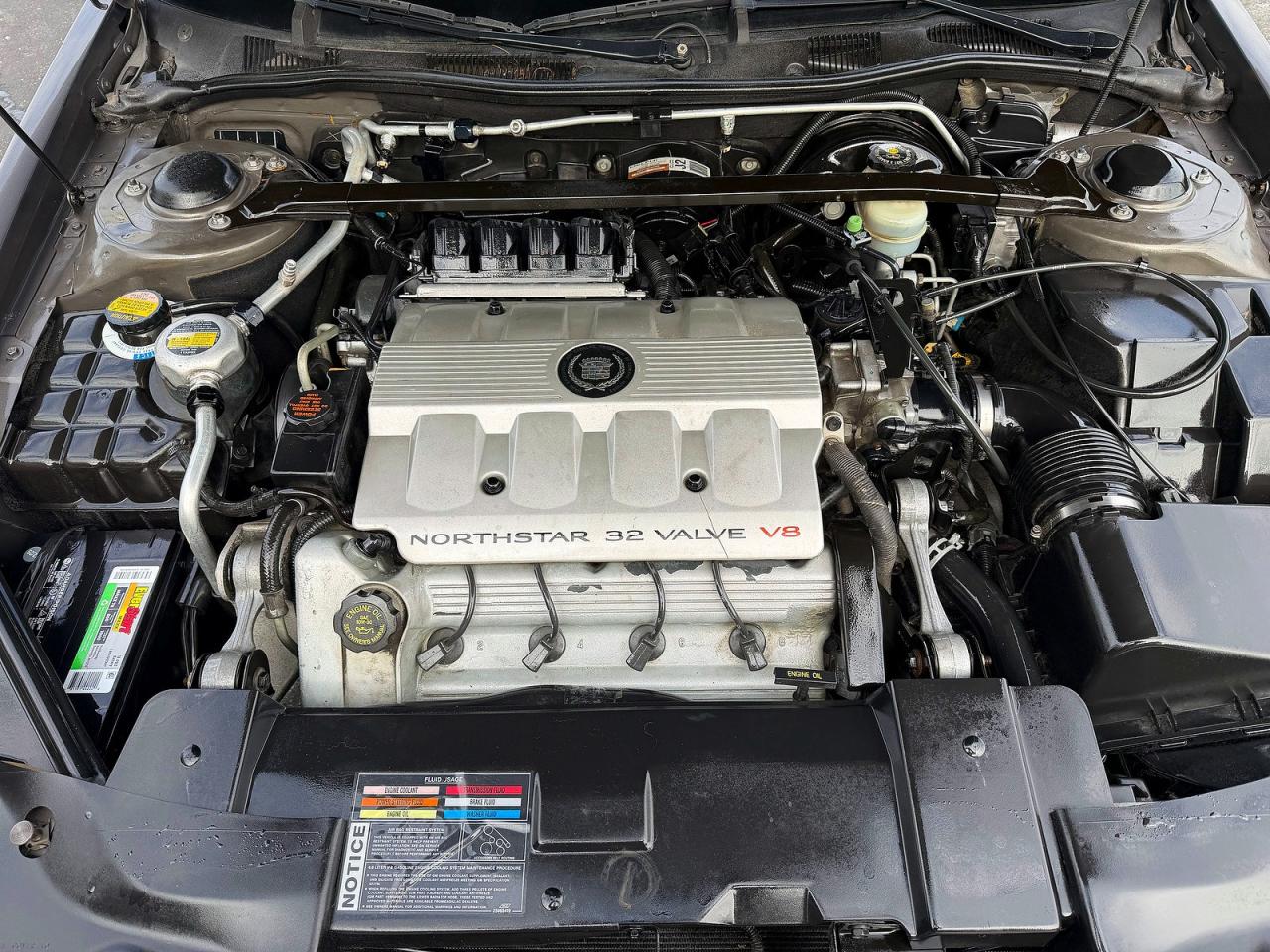 1999 Cadillac Eldorado Beige vin: 1G6EL12Y8XU600597
