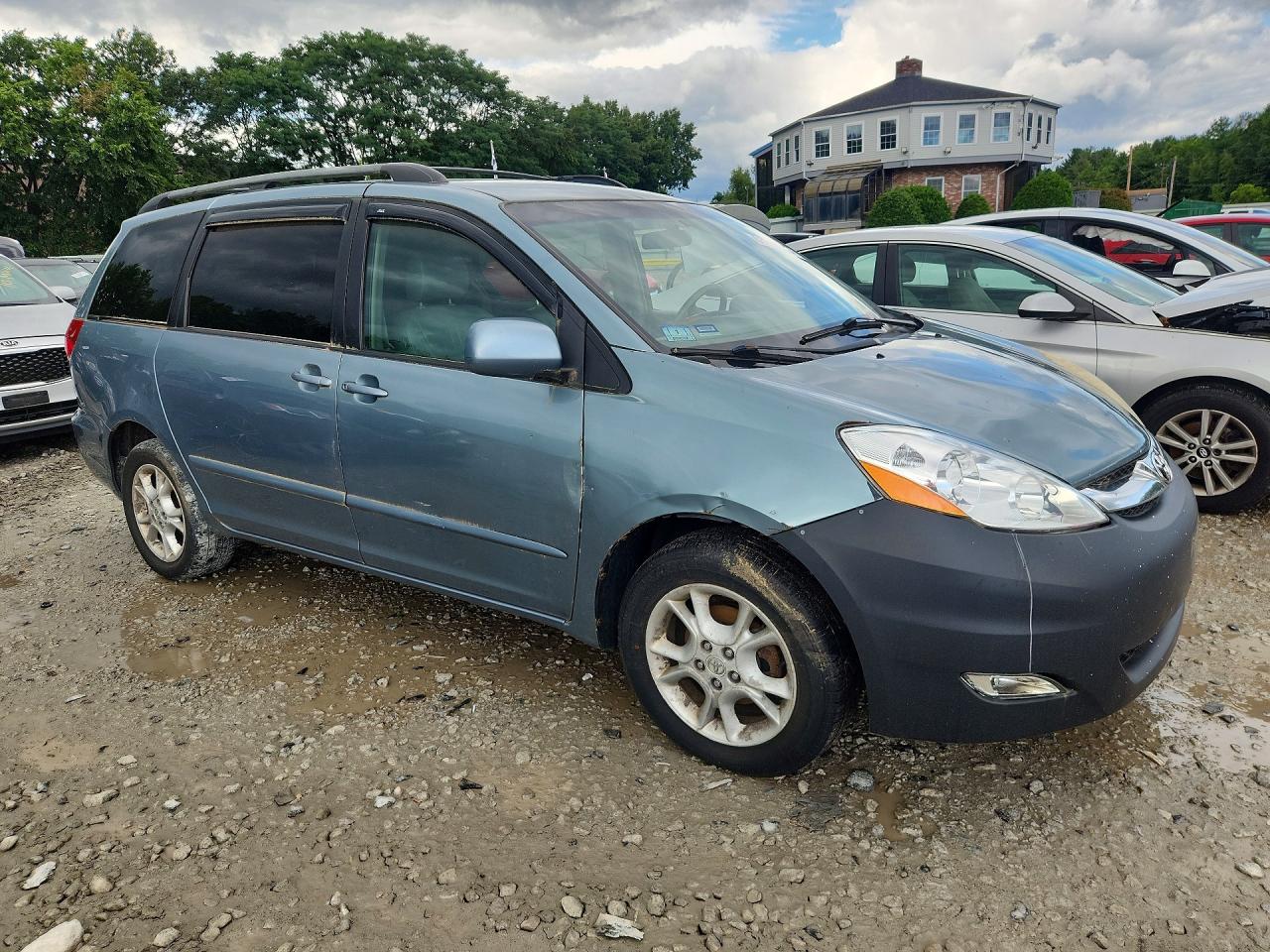 2006 Toyota Sienna Xle 7 Passenger Blue vin: 5TDBA22C56S065733