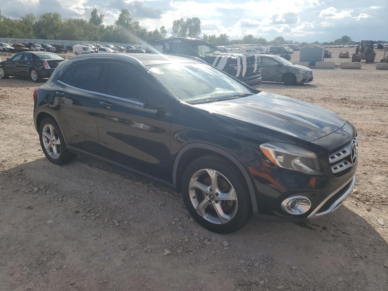 2019 Mercedes-benz Gla 250 Black vin: WDCTG4EB8KJ579482