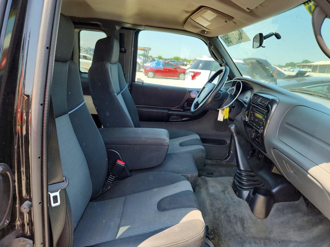 2007 Mazda B3000 Cab Plus Black vin: 4F4YR46U07PM02829
