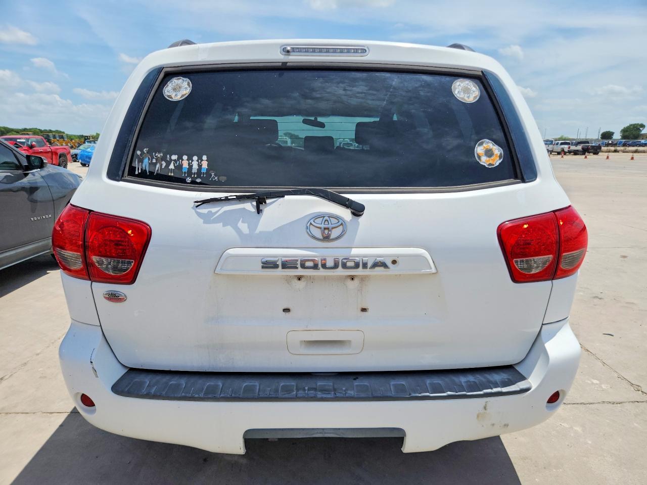 2009 Toyota Sequoia Sr5 White vin: 5TDZT64AX9S000649