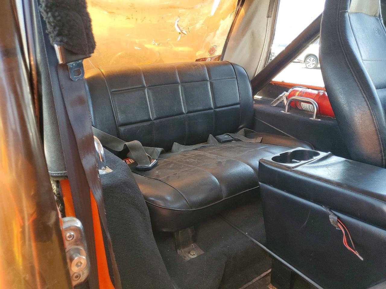 1983 Jeep Jeep Cj7 Orange vin: 1JCCN87E2DT069077