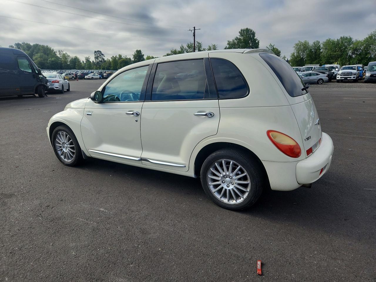 2008 Chrysler Pt Cruiser Touring Cream vin: 3A8FY58B88T156557