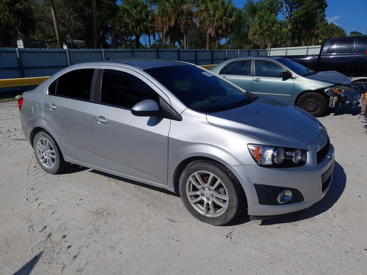 2012 Chevrolet Sonic Lt Silver vin: 1G1JC5SH9C4152912