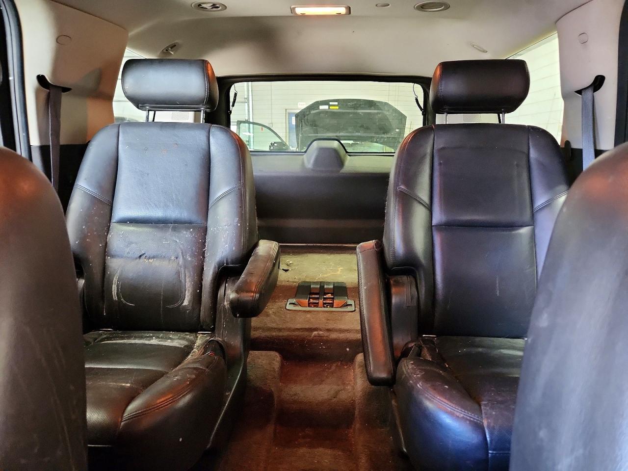 2010 Gmc Yukon Denali Black vin: 1GKUKEEFXAR208720