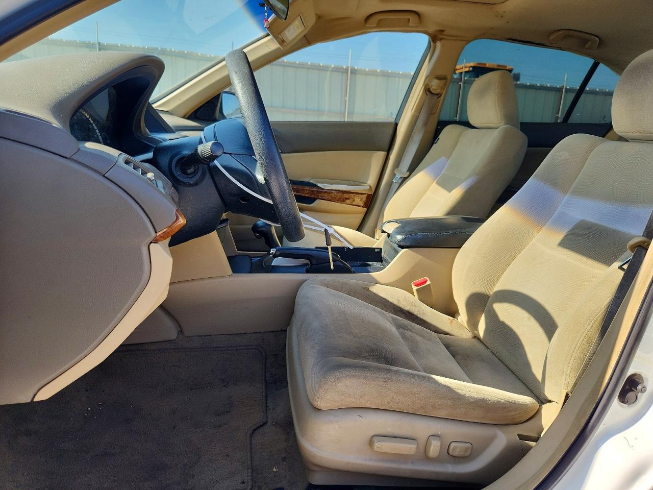 2008 Honda Accord Ex White vin: 1HGCP367X8A065654