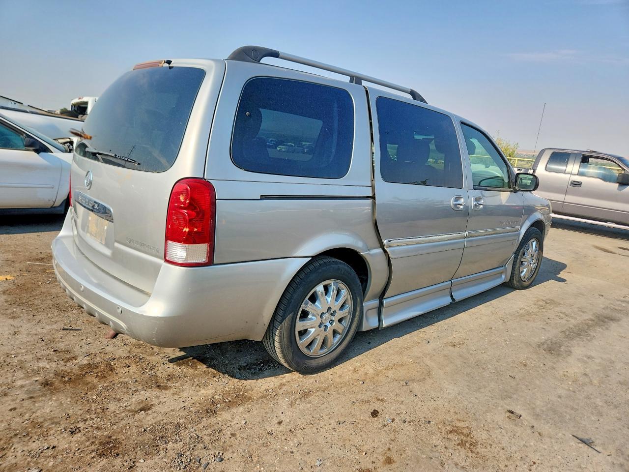 2007 Buick Terraza Incomplete Серебряный vin: 4GLDV13W77D212453