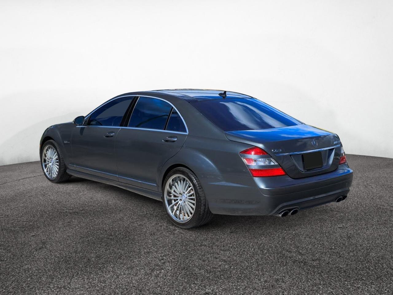 2009 Mercedes-benz S 63 Amg Серый vin: WDDNG77XX9A245947
