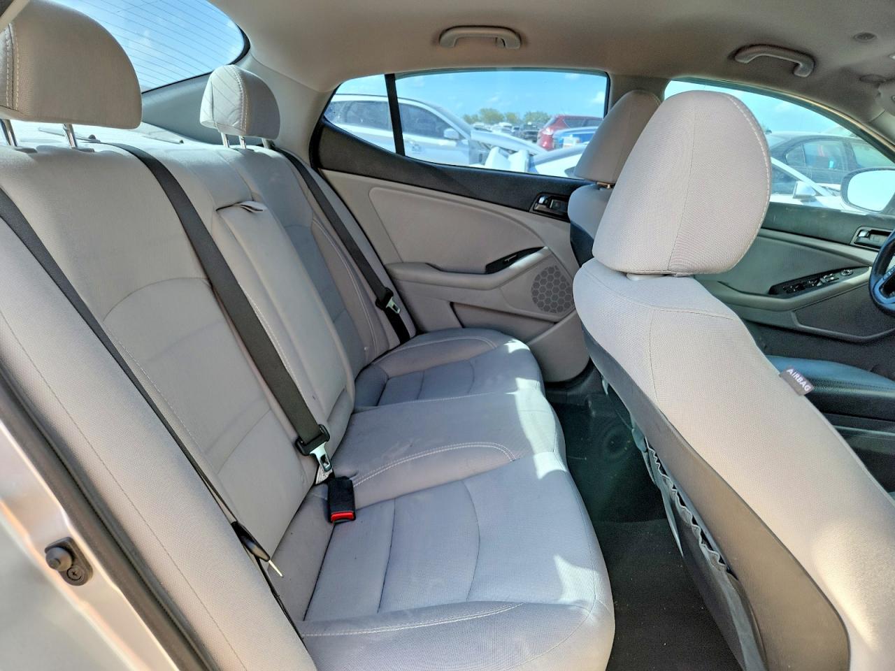 2013 Kia Optima Lx Silver vin: 5XXGM4A74DG186751