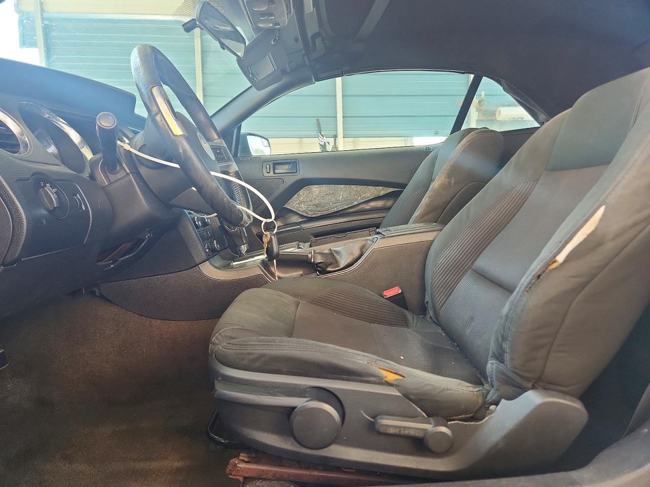 2013 Ford Mustang Silver vin: 1ZVBP8EM0D5280359