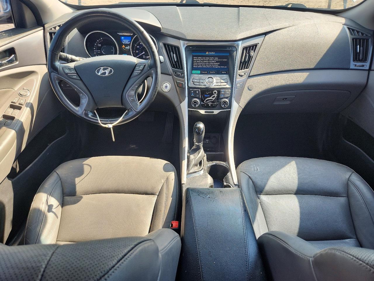 2015 Hyundai Sonata Hybrid Limited Blue vin: KMHEC4A44FA136250
