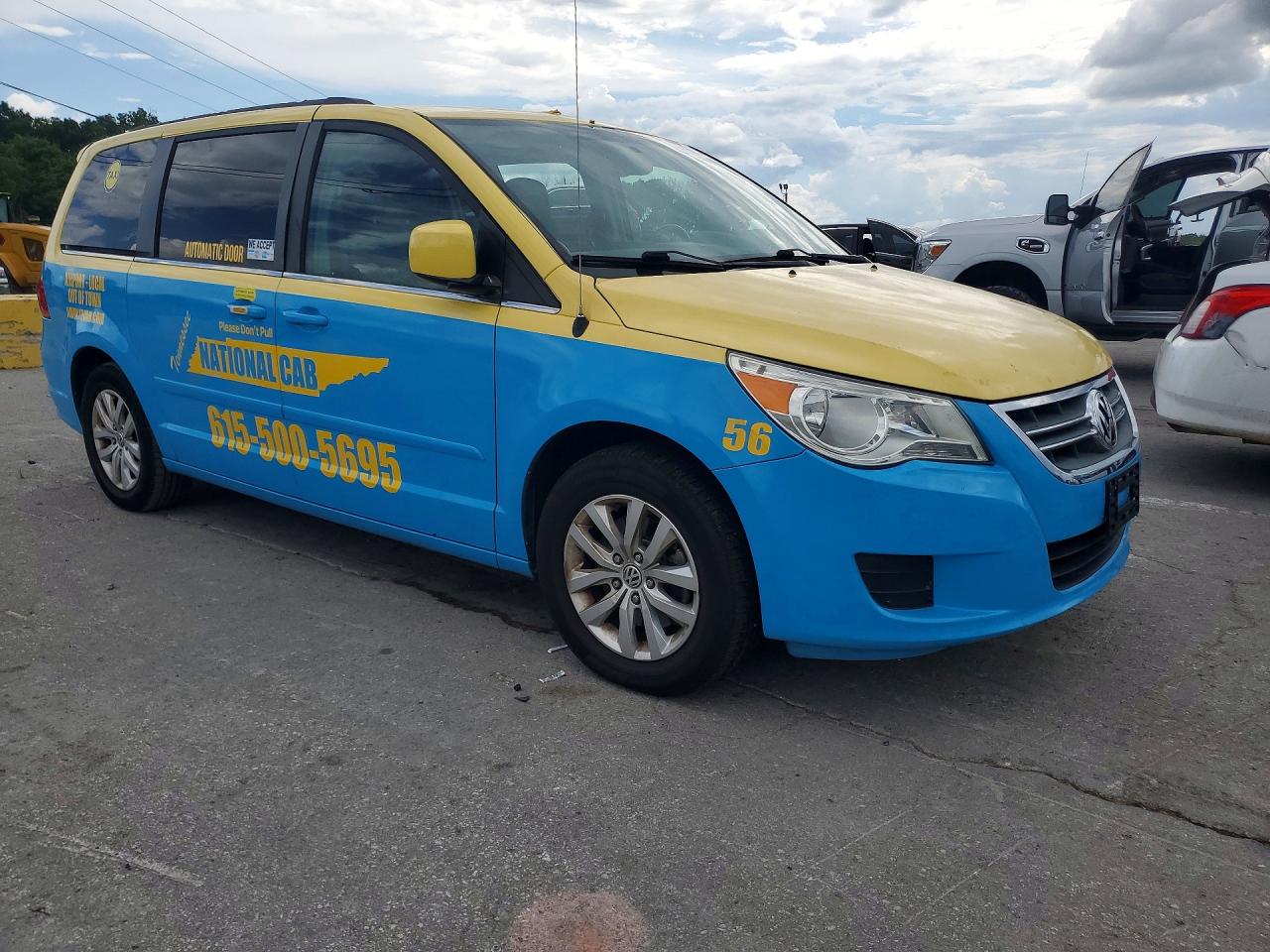 2013 Volkswagen Routan Se Blue vin: 2C4RVABG4DR725153