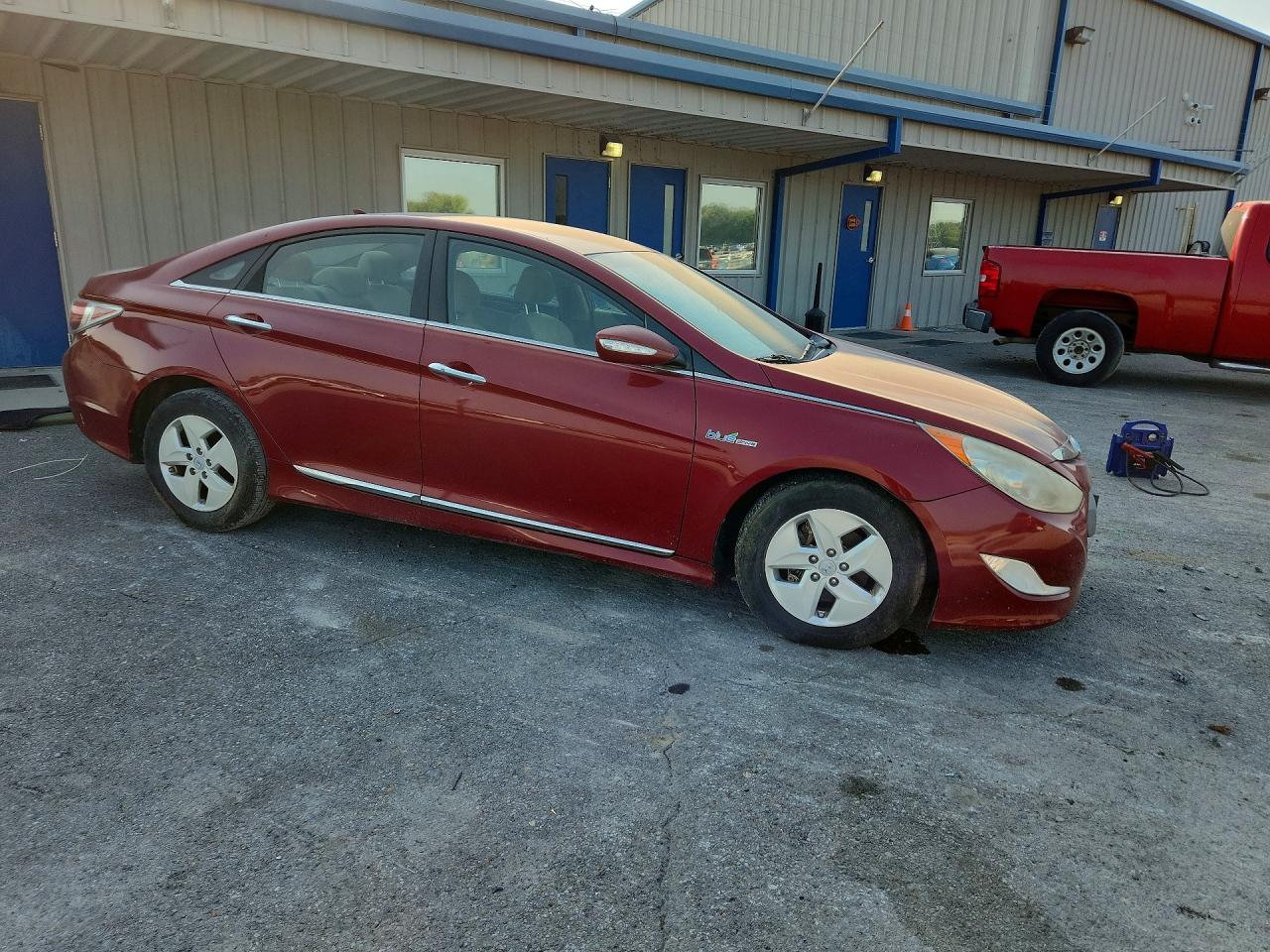 2012 Hyundai Sonata Hybrid Красный vin: KMHEC4A48CA037751