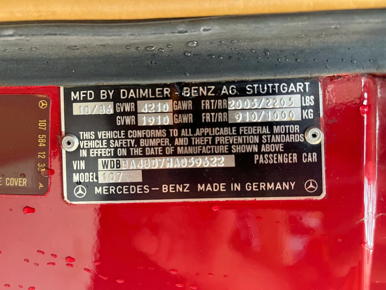 1987 Mercedes-benz 560 Sl Красный vin: WDBBA48D7HA059622
