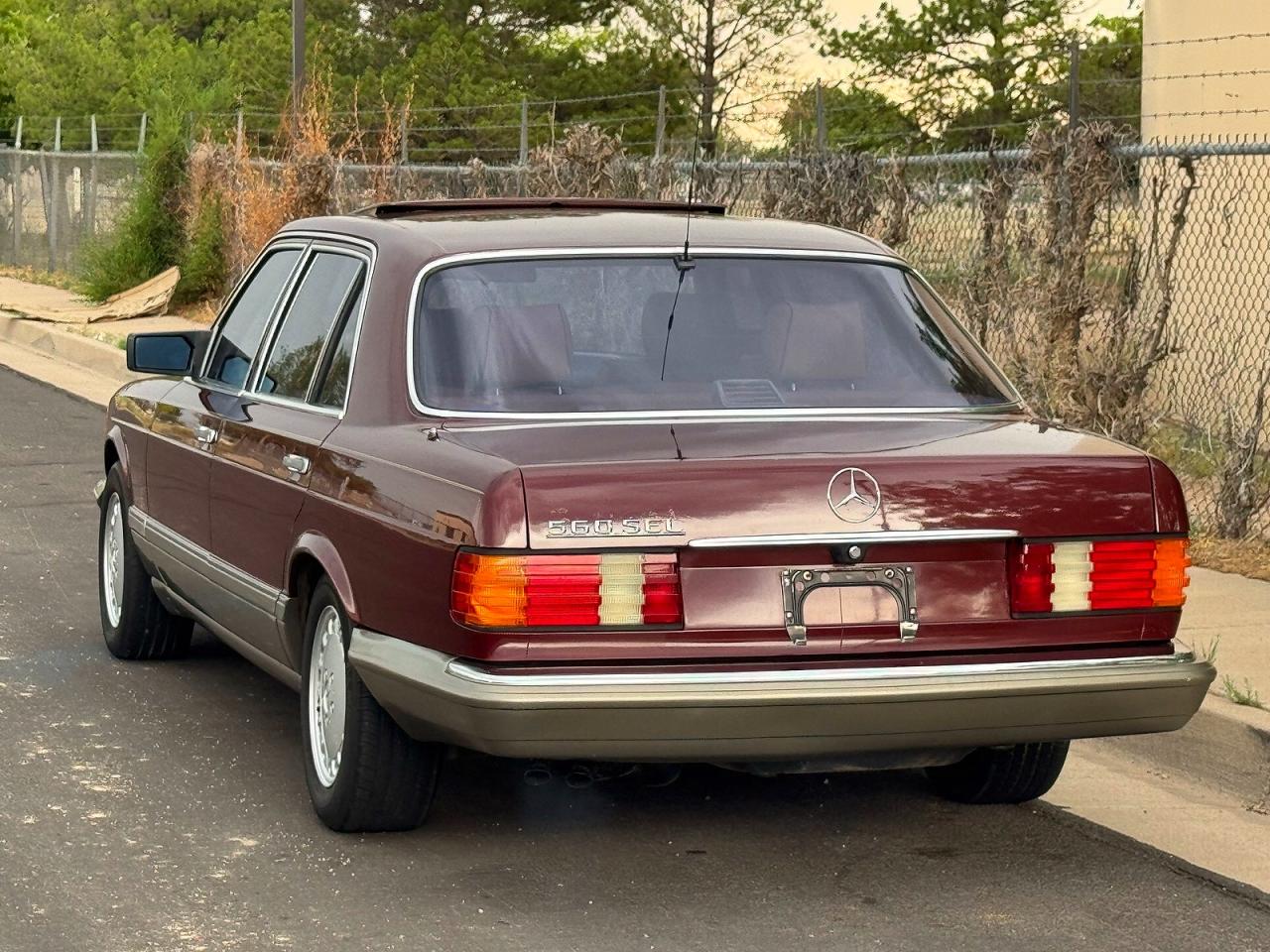 1986 Mercedes-benz 560 560sel Maroon vin: WDBCA3902GA206649