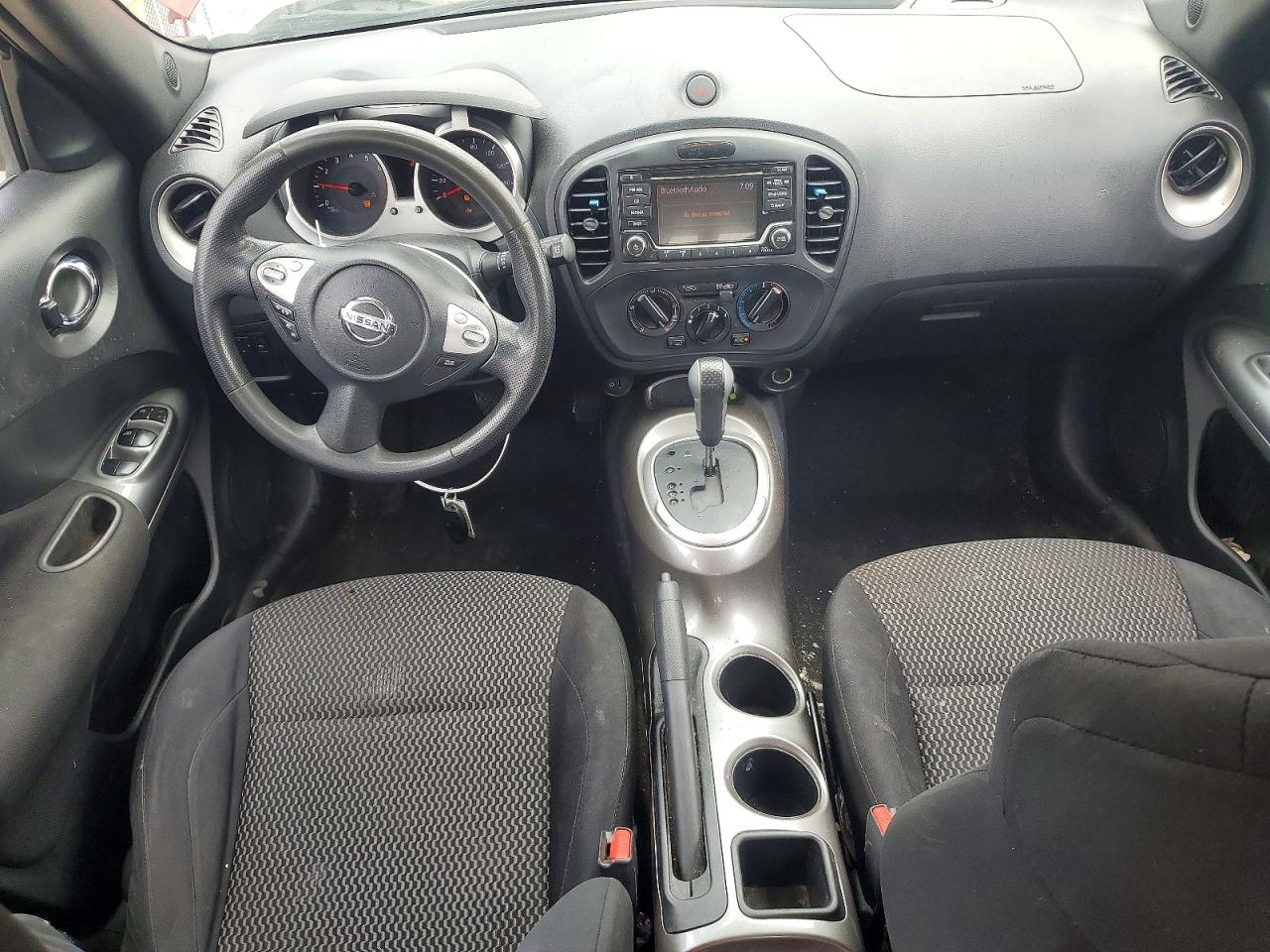 2017 Nissan Juke S Red vin: JN8AF5MR5HT704217