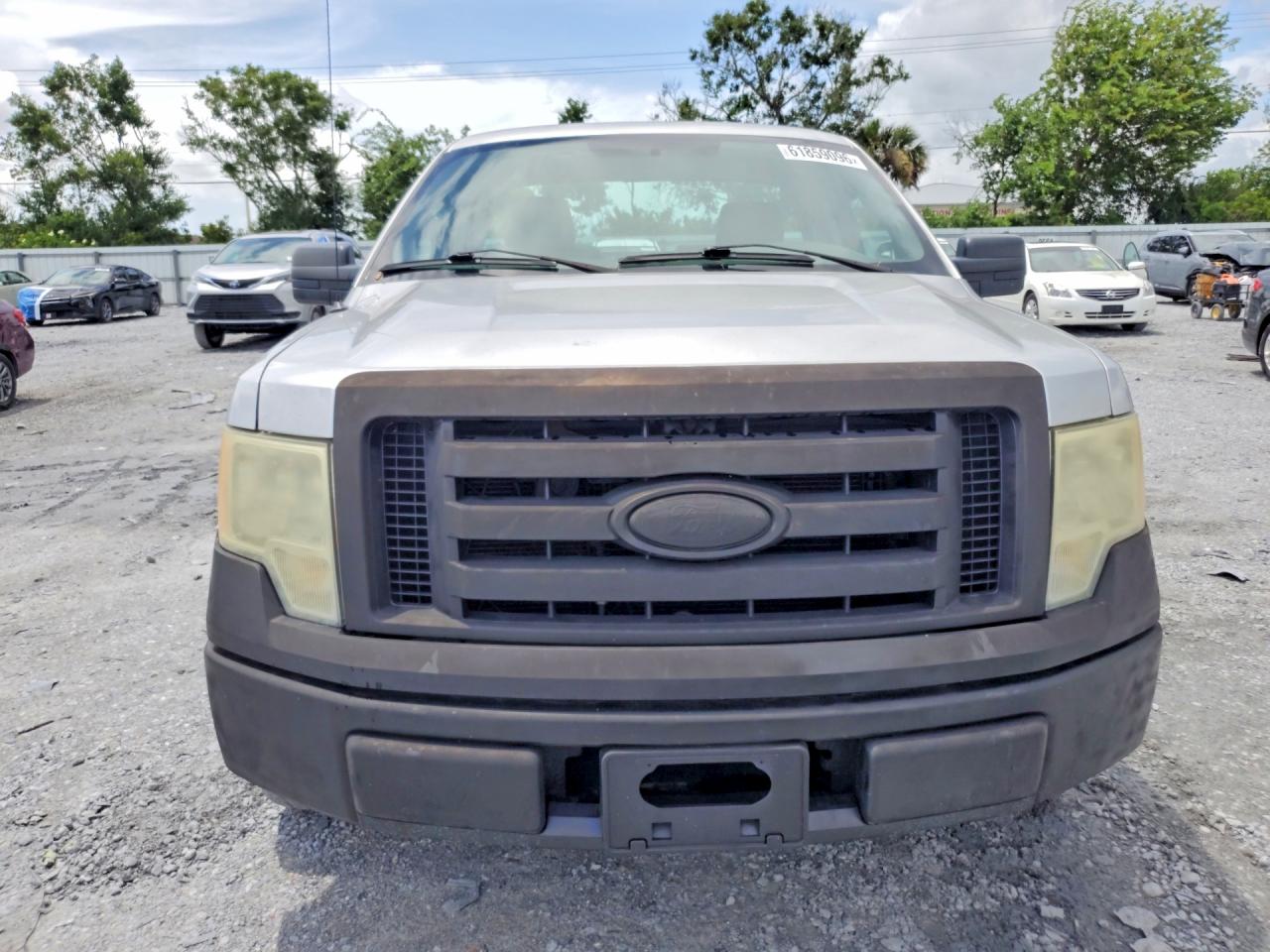 2010 Ford F150 Silver vin: 1FTMF1CW0AKC19116