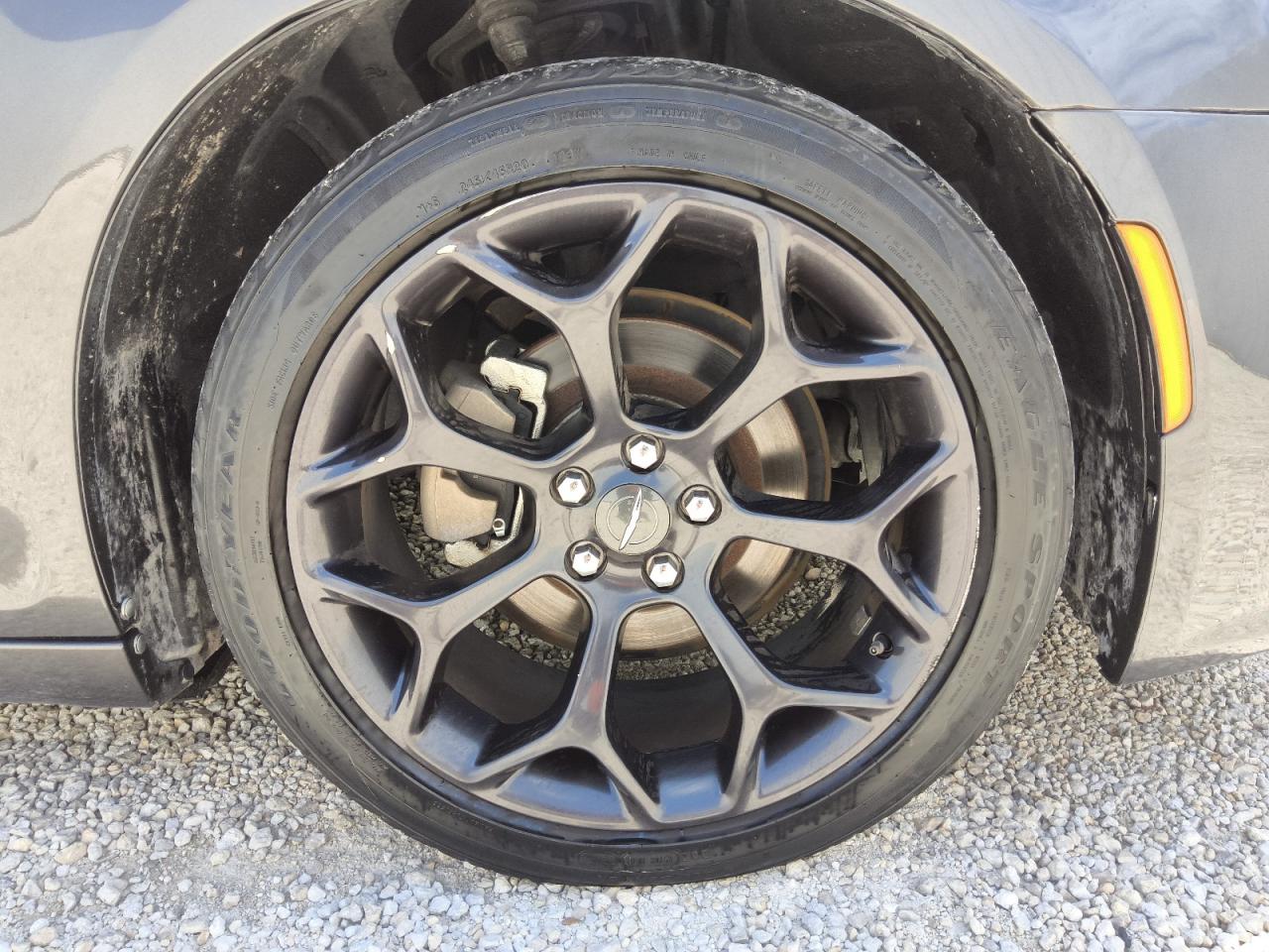 2019 Chrysler 300 S Gray vin: 2C3CCABG1KH654206 Damage: Right Front Wheel, Curb Rash, 5 To 6 Inches