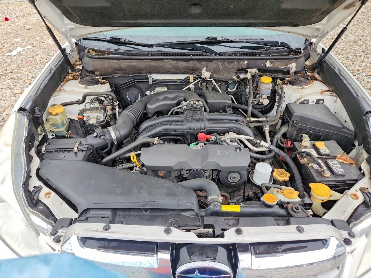 2013 Subaru Outback 2.5i Limited Белый vin: 4S4BRCPC1D3267812