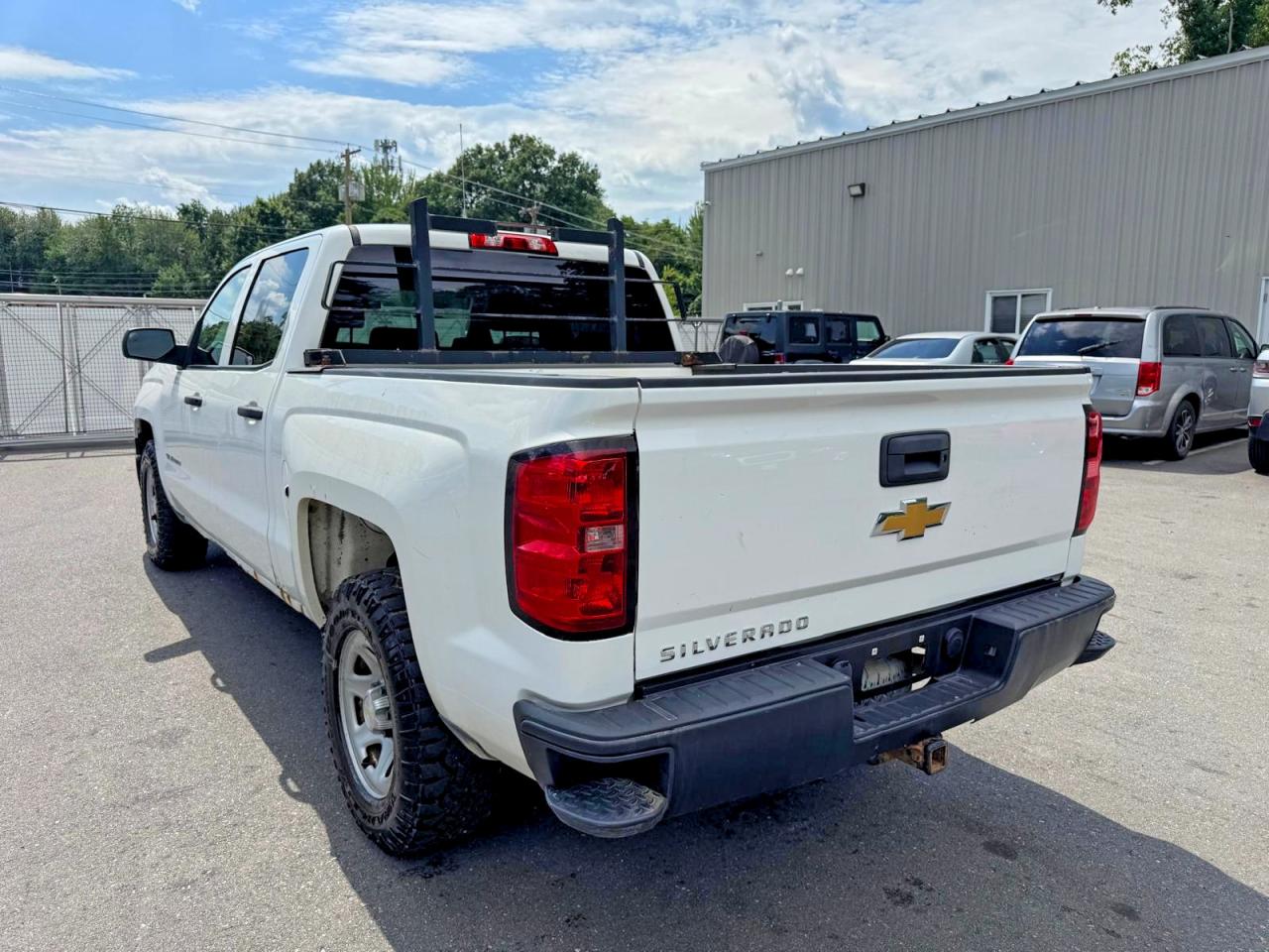 2015 Chevrolet Silverado K1500 White vin: 3GCUKPEC1FG209047