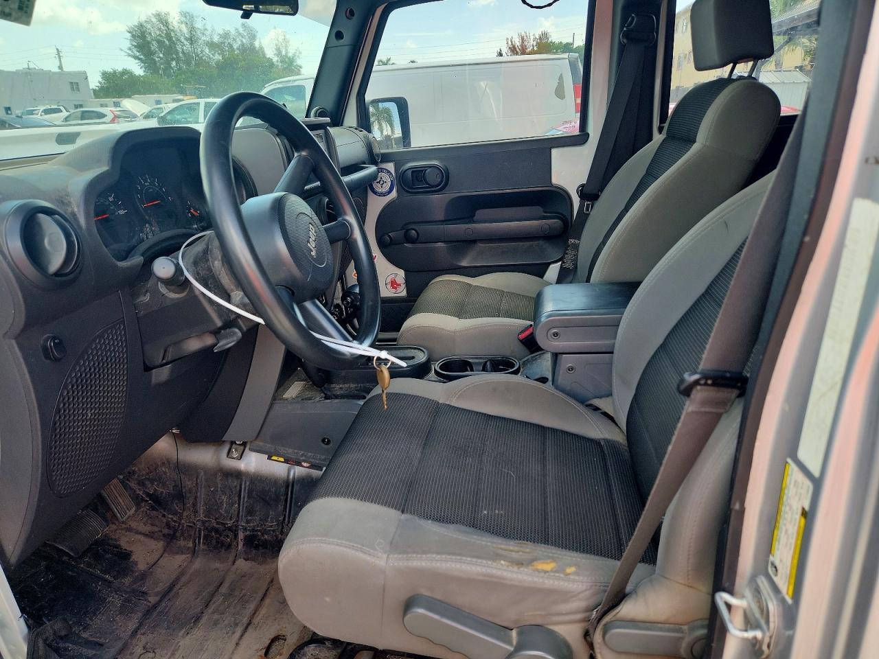 2007 Jeep Wrangler X Silver vin: 1J4GA39197L140348