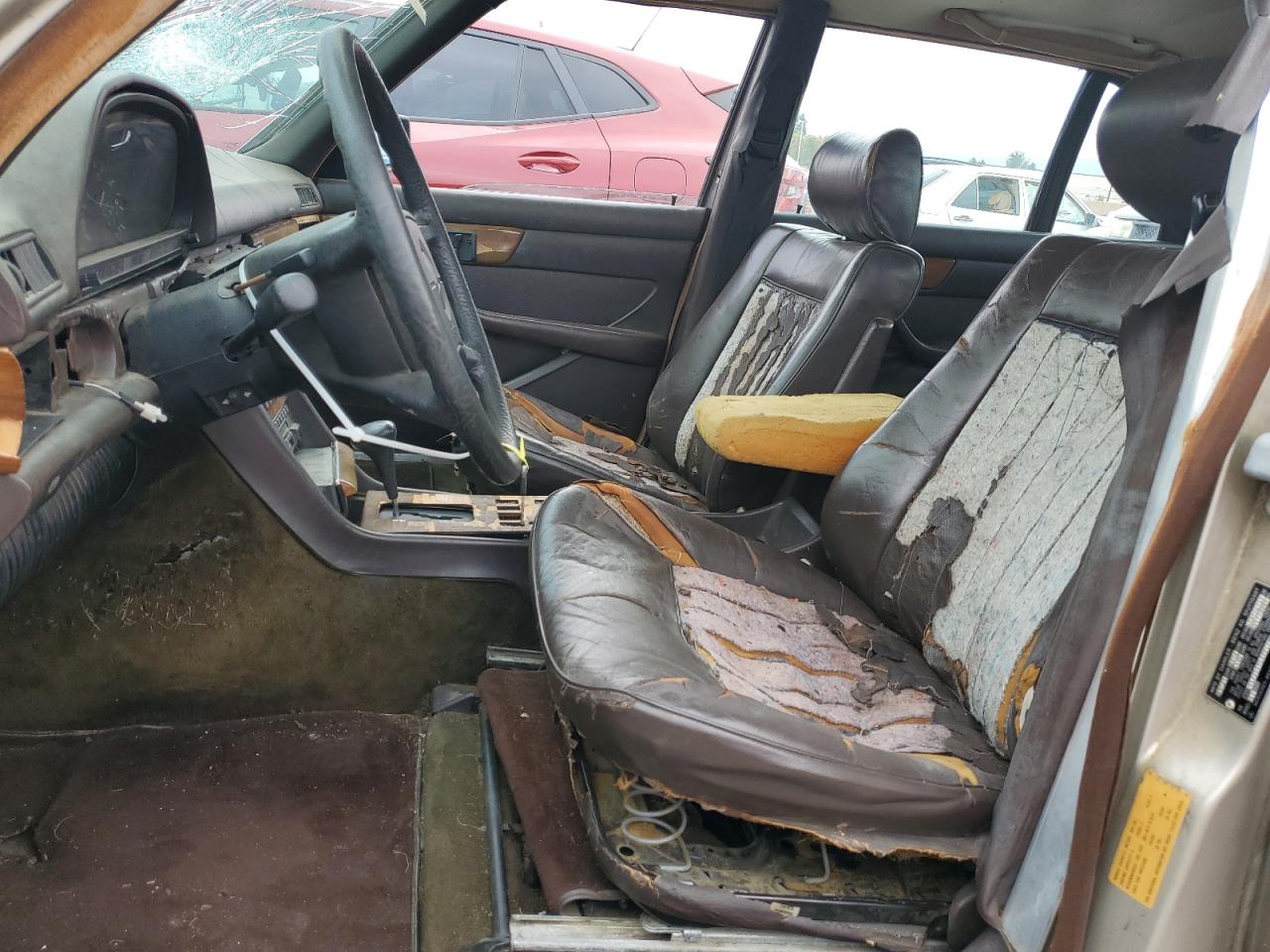 1986 Mercedes-benz 300 Sdl Beige vin: WDBCB25D6GA243829
