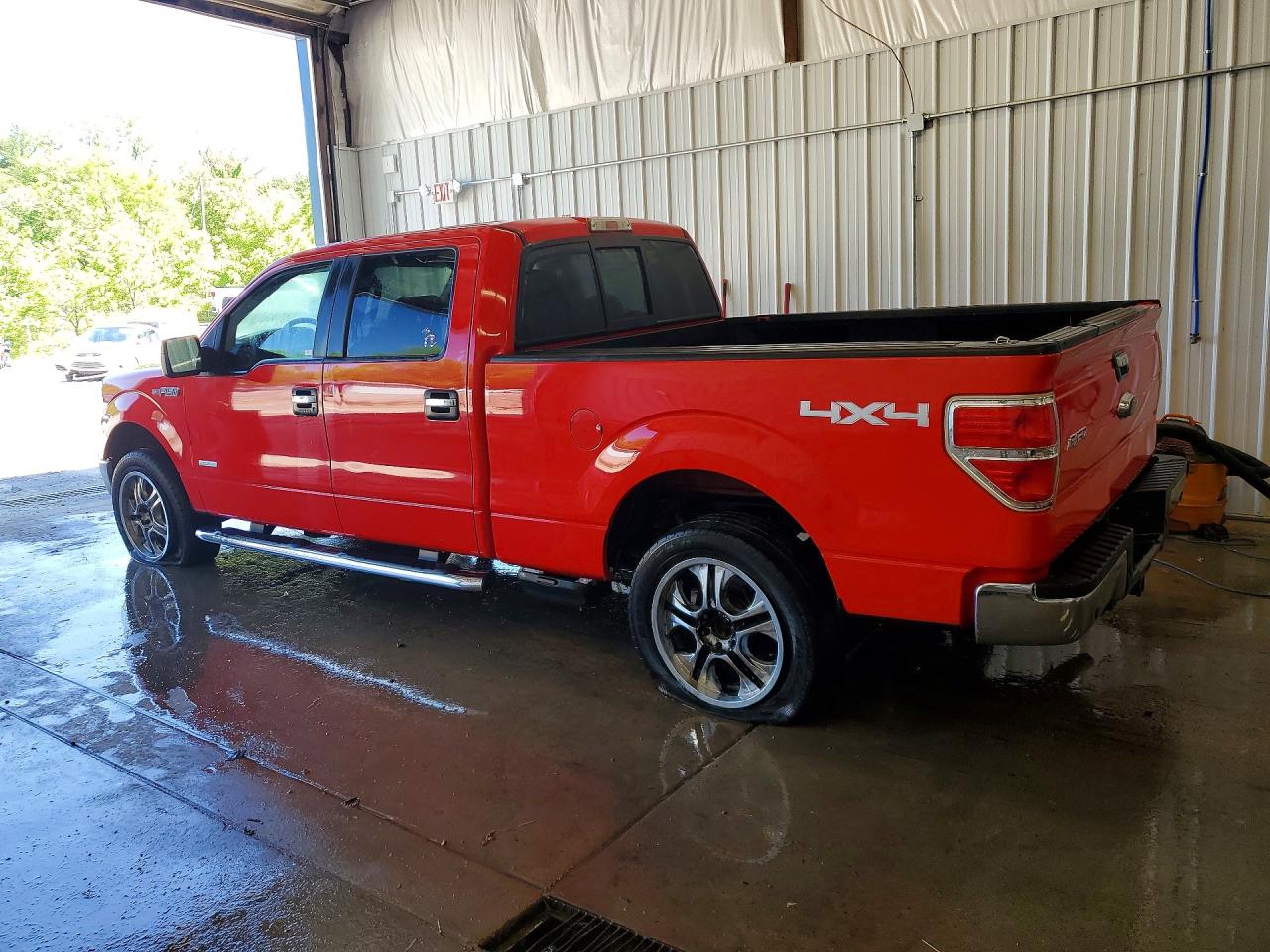 2014 Ford F150 Supercrew Red vin: 1FTFW1ET7EKF51670