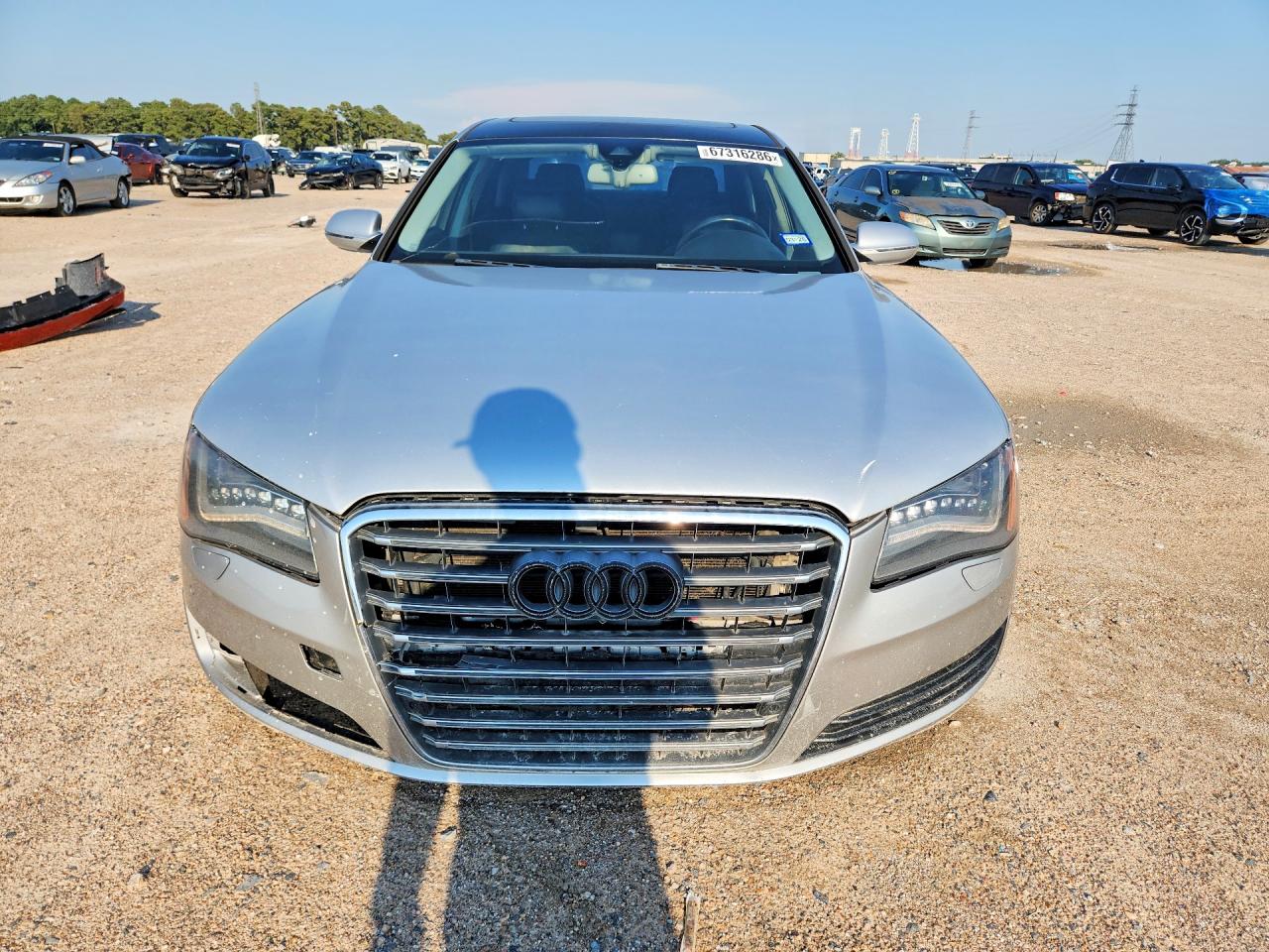 2013 Audi A8 L Quattro Серебряный vin: WAURGAFD4DN000530