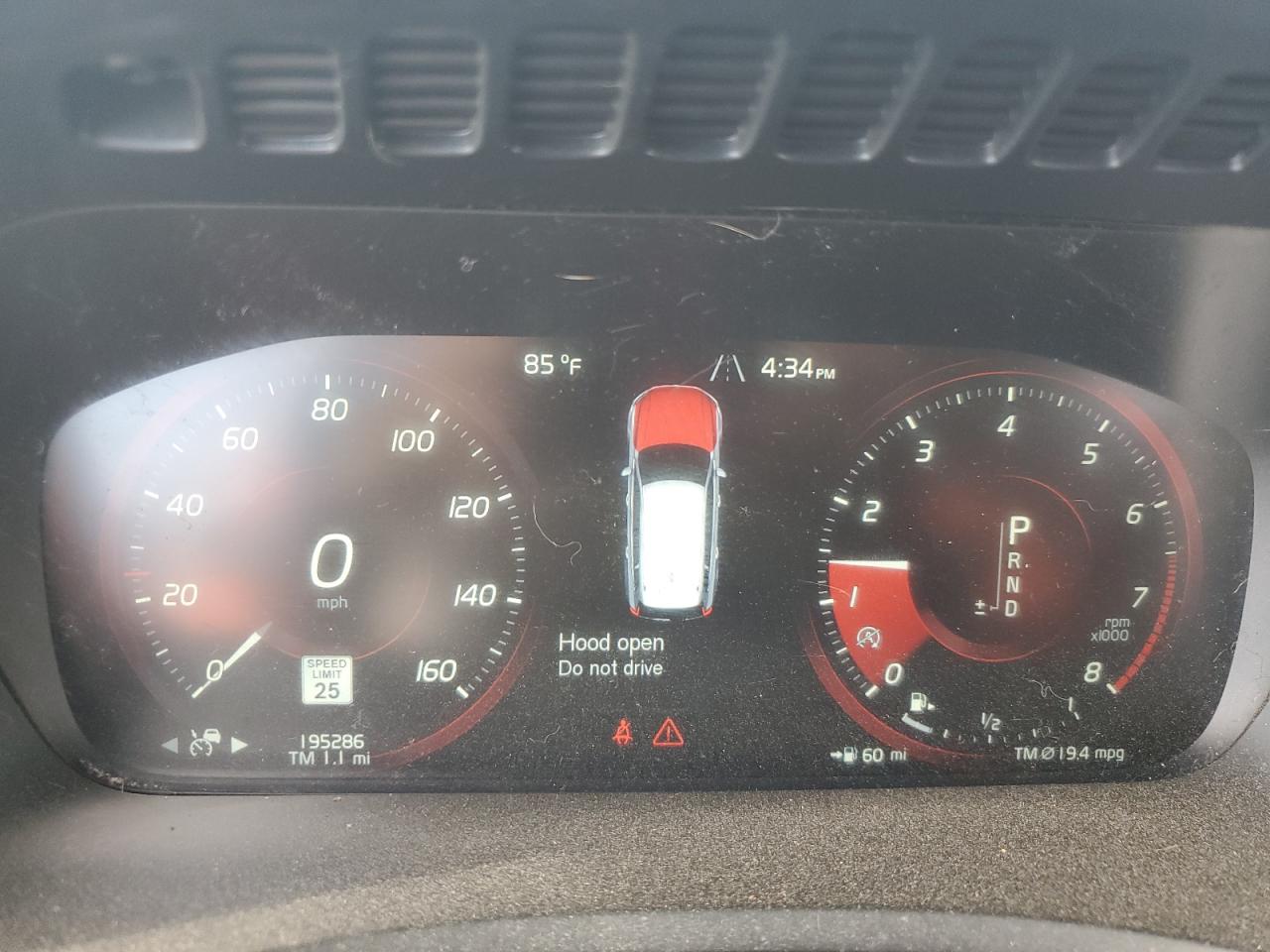 2018 Volvo Xc90 T6 Серебряный vin: YV4A22PK5J1202021