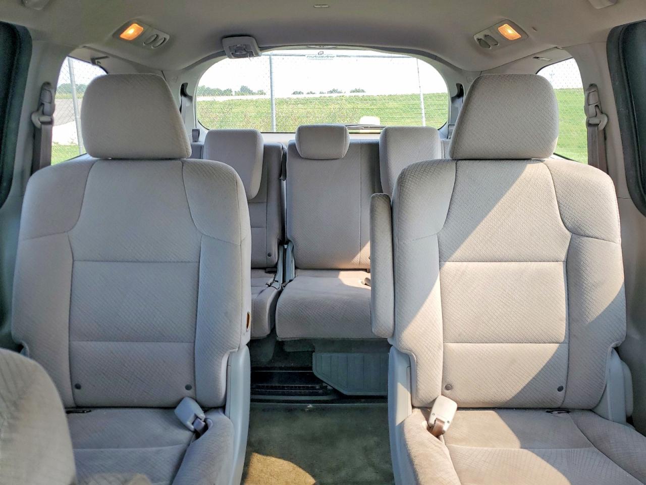 2015 Honda Odyssey Lx Серый vin: 5FNRL5H20FB051073