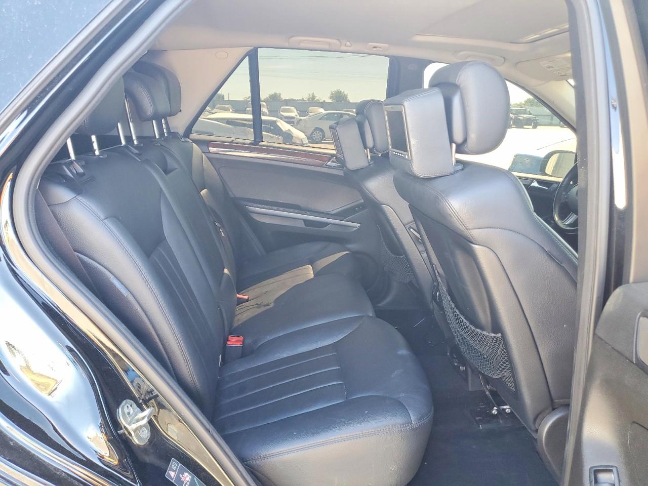 2008 Mercedes-benz Ml 550 Черный vin: 4JGBB72E48A359275