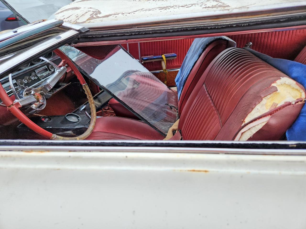 1965 Pontiac Parisienne Custom S White vin: 576637054546