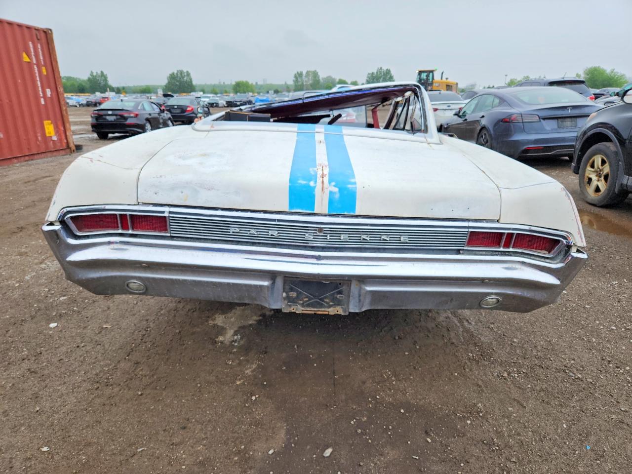 1965 Pontiac Parisienne Custom S White vin: 576637054546