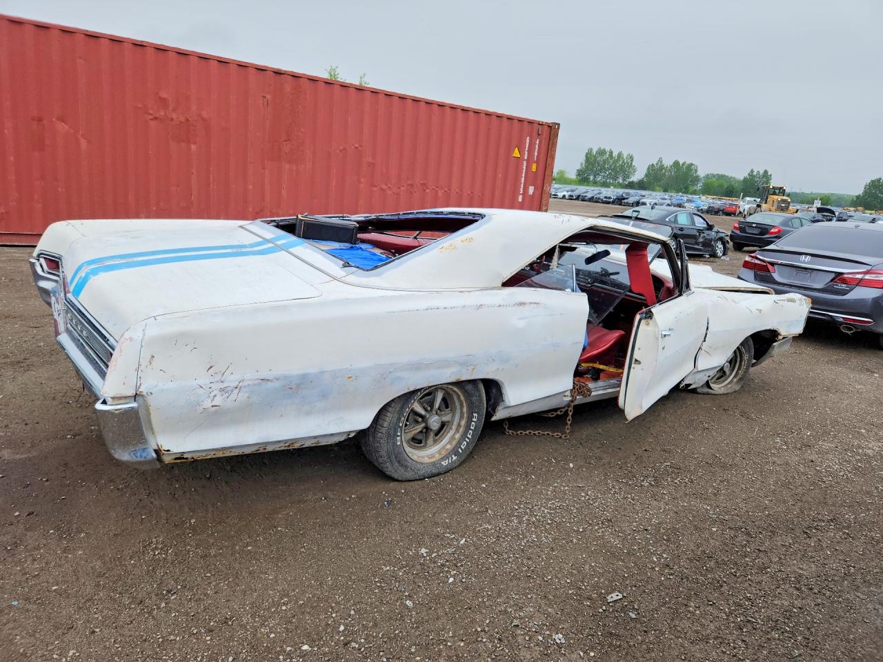 1965 Pontiac Parisienne Custom S White vin: 576637054546