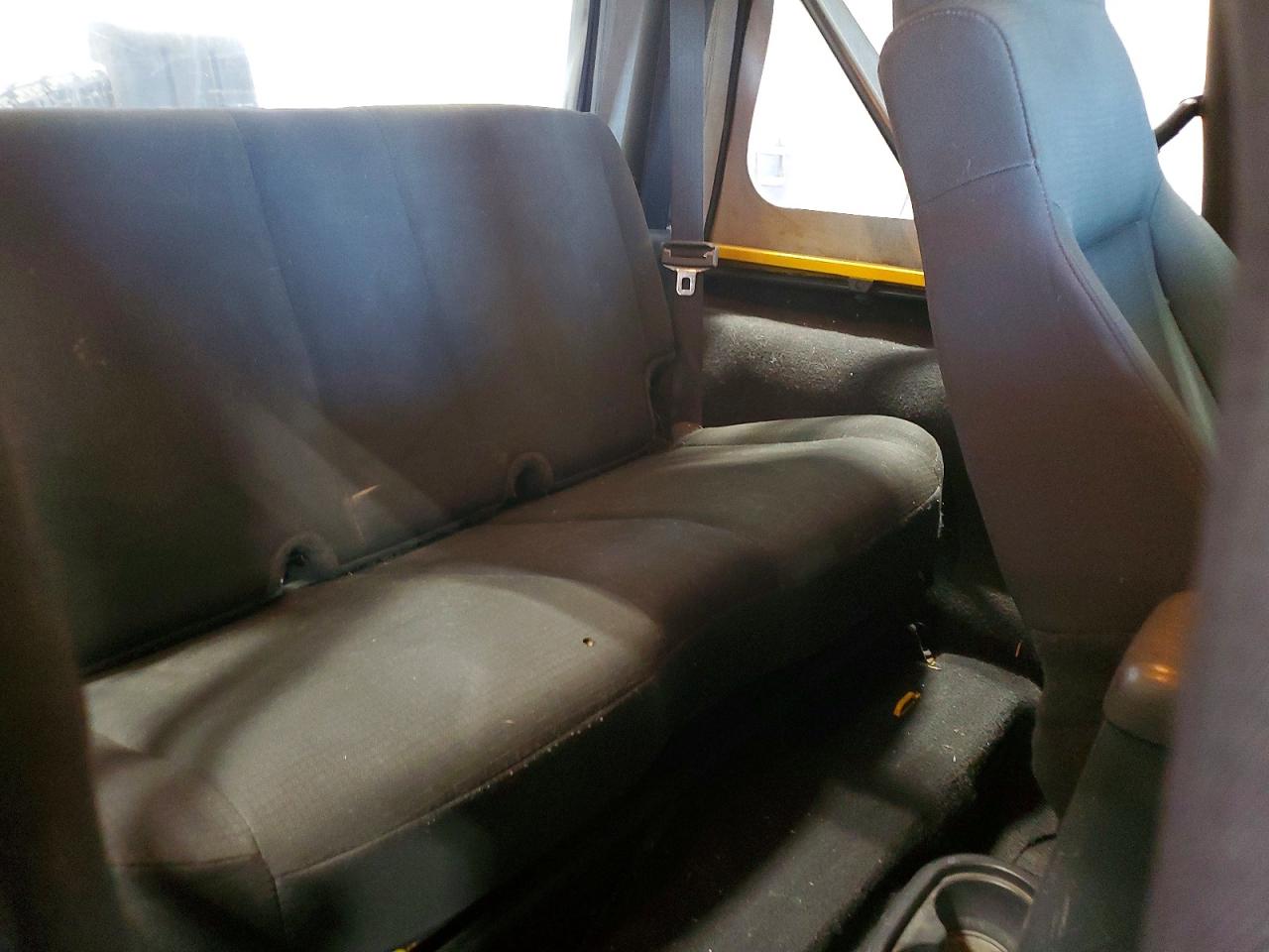 2006 Jeep Wrangler / Tj Sport Yellow vin: 1J4FA49S76P769611