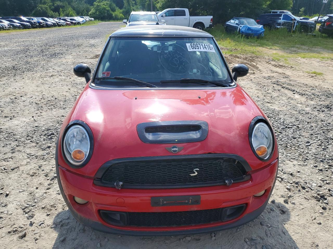 2013 Mini Cooper S Red vin: WMWSV3C59DT475537