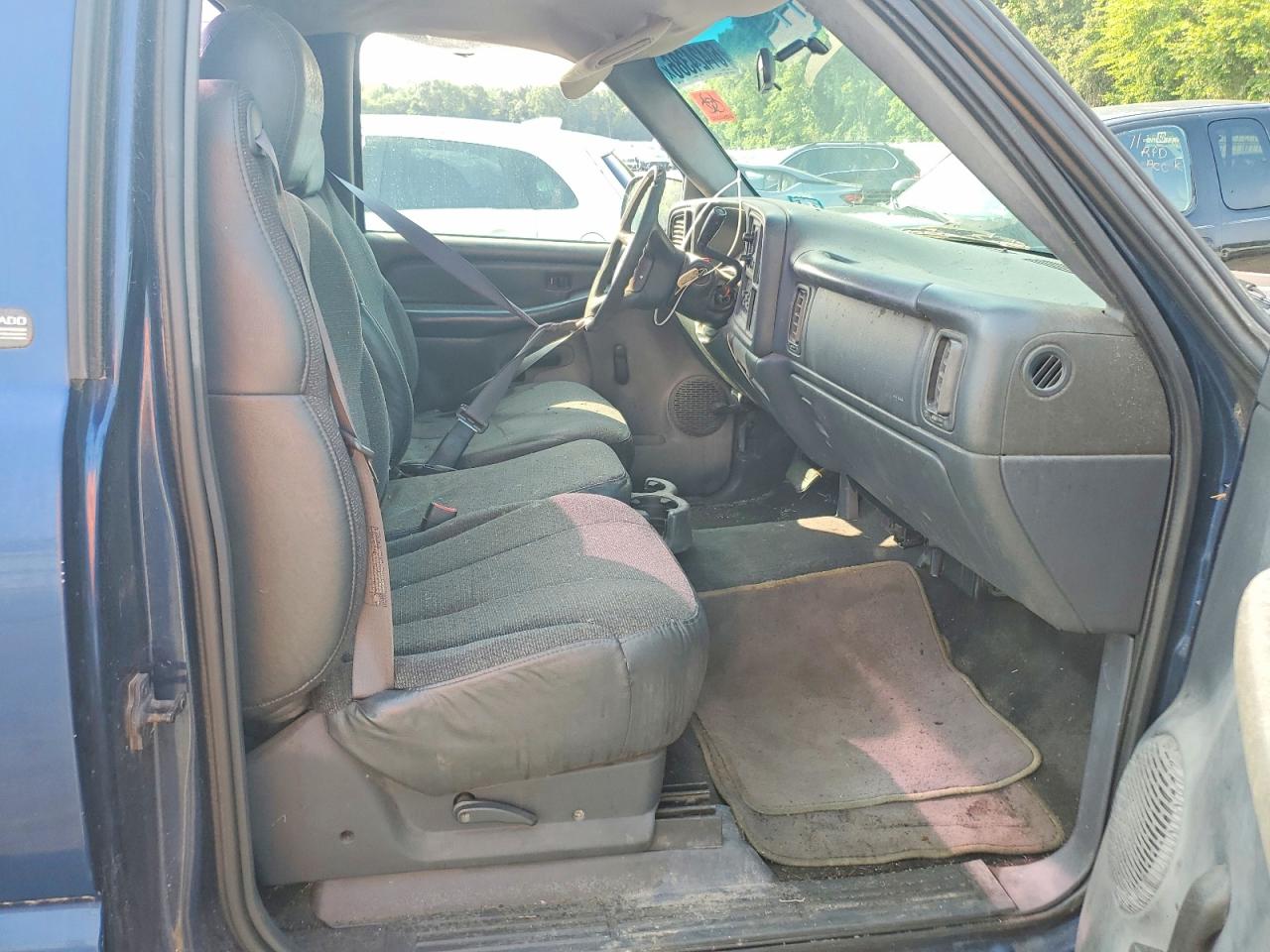 2002 Chevrolet Silverado C1500 Blue vin: 1GCEC14W12Z219890