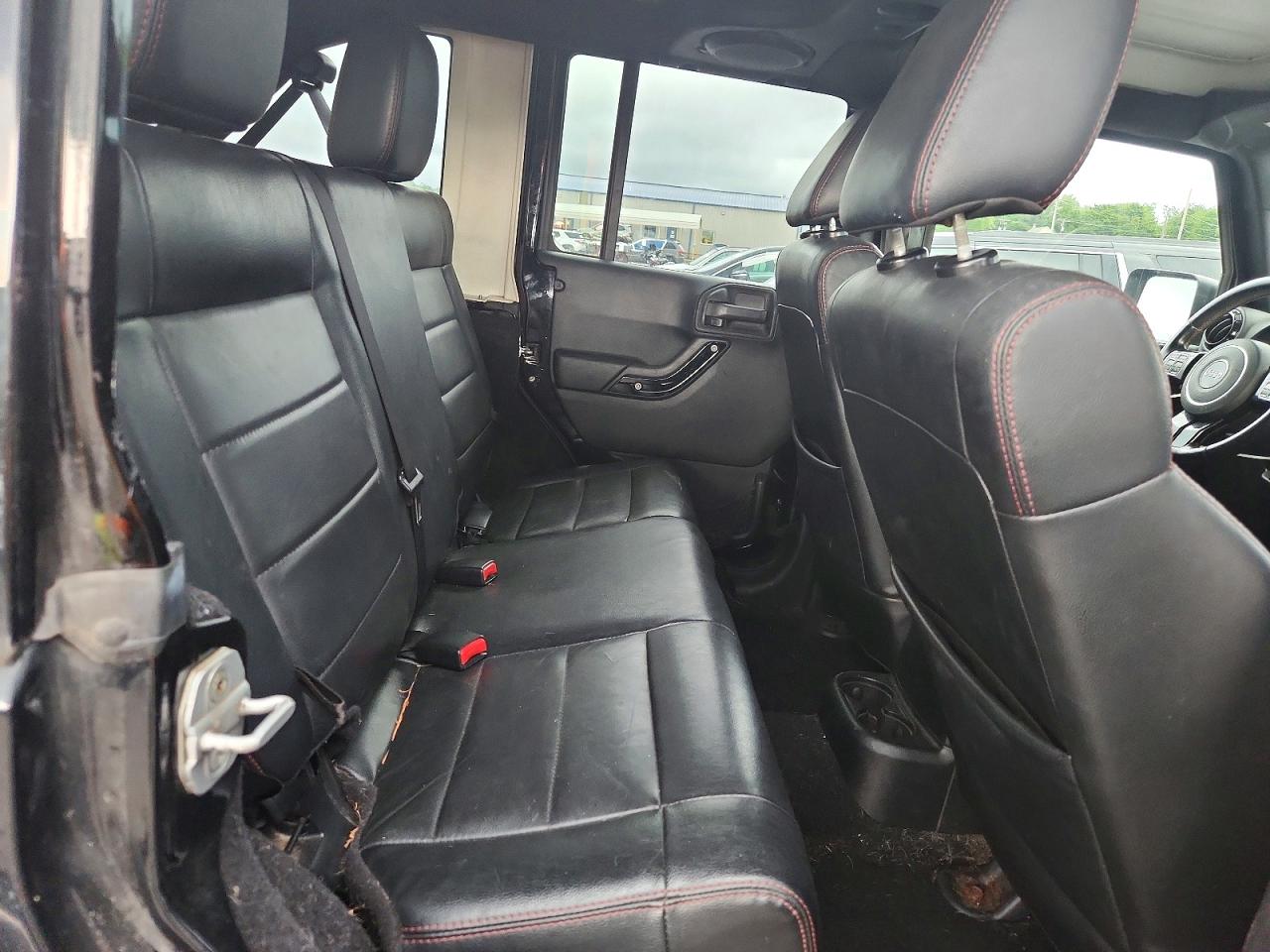 2012 Jeep Wrangler Unlimited Sahara Черный vin: 1C4BJWEG2CL254794