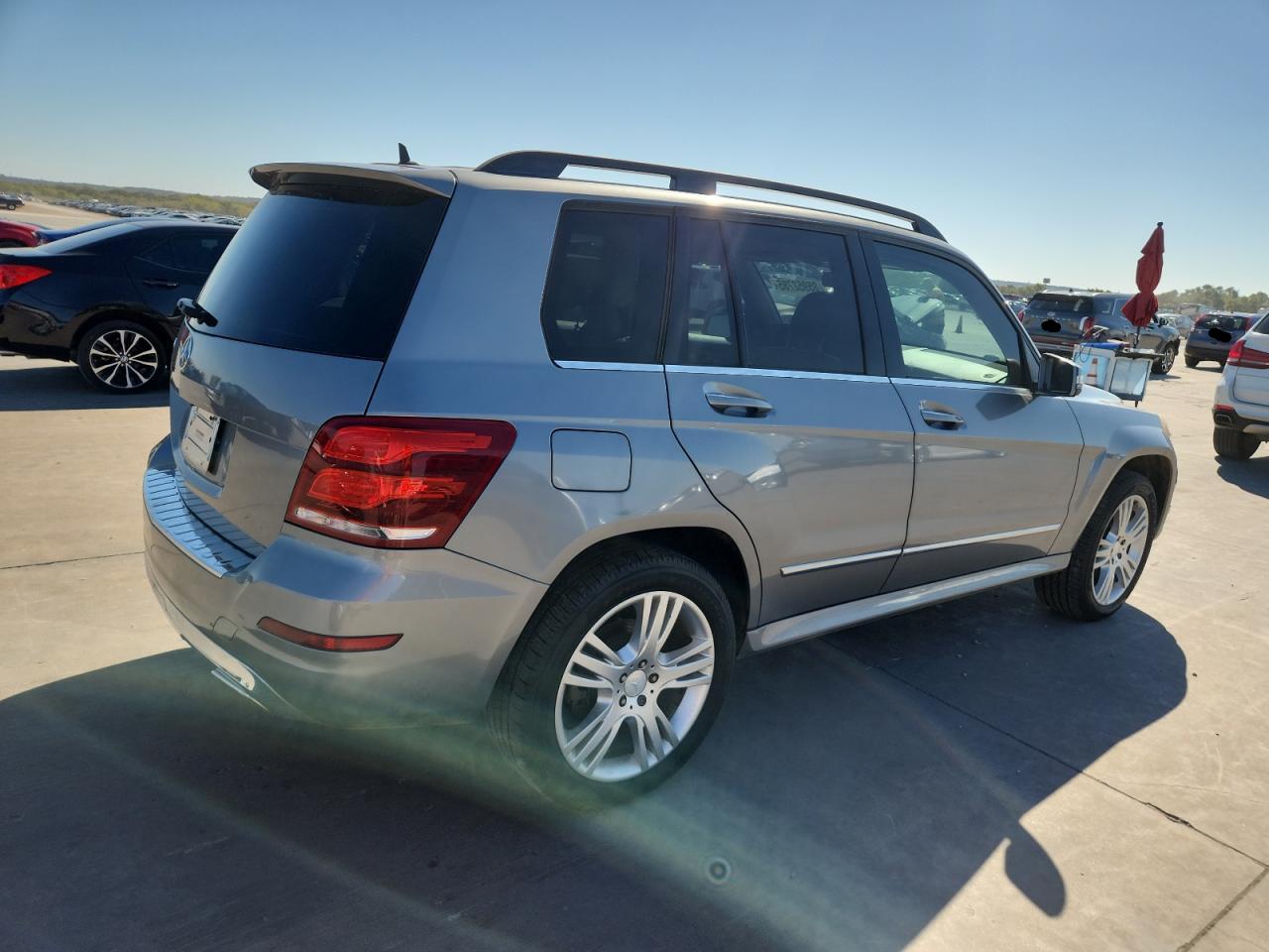 2014 Mercedes-benz Glk 350 Silver vin: WDCGG5HB0EG318576